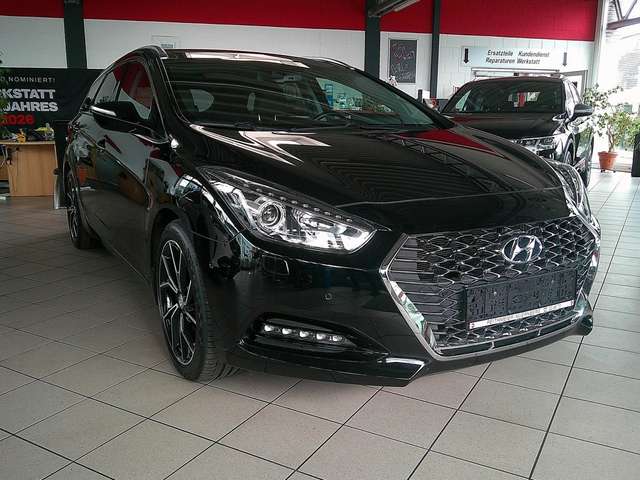 Hyundai i40 cw SPACE PLUS PANO SD NAV ***MEGAVOLL*** (2544)